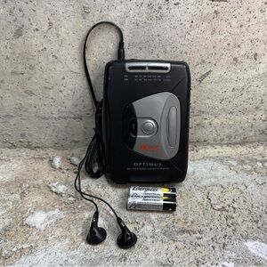 Optimus SCP-102 AM FM Cassette Player w Sony Walkman Headphones